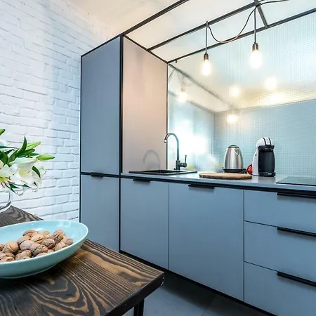 아파트 Industrialne Studio 2